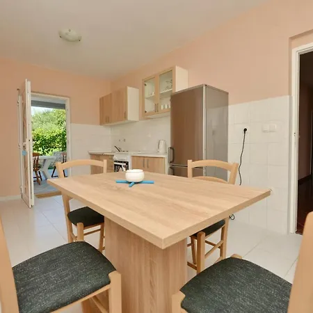 Medic Apartman Kožino